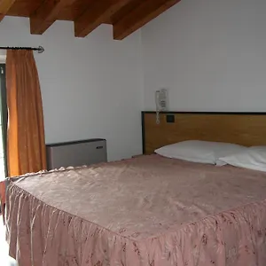 *** Hotel La Pergola Italy